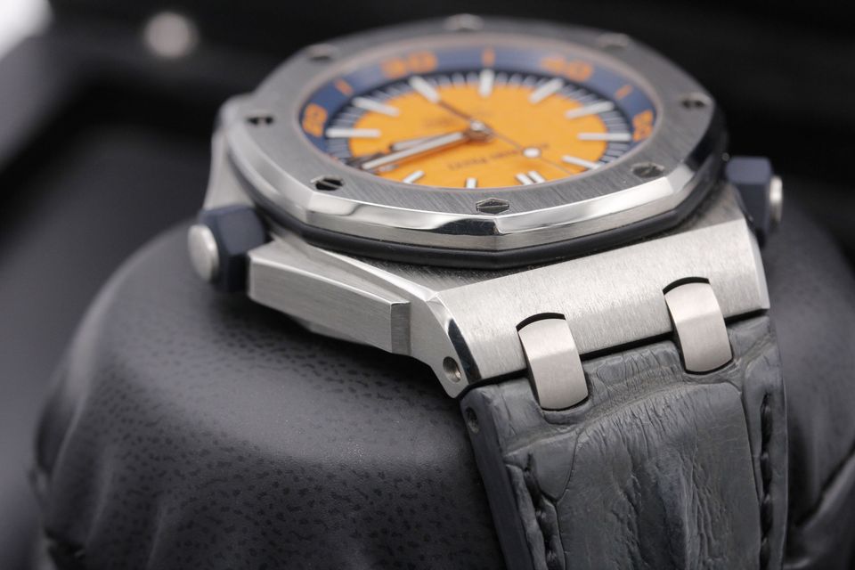 Audemars Piguet Royal Oak Offshore 15710ST.OO.A002CA.01 Image 4